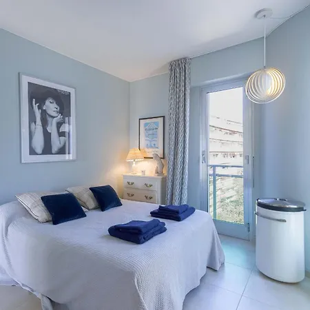 Le Goya By Halldis Apartment
